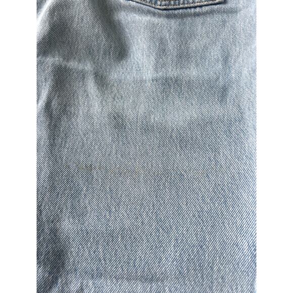 Levis Light Wash 501s. Button Closure 26X28" Small Stain - Picture 6 of 6